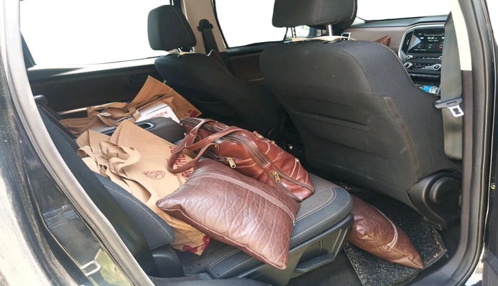 2024 Mahindra SCORPIO-N Z4 DIESEL MT 2WD 7 STR, Diesel, Manual, 48,588 km, interior