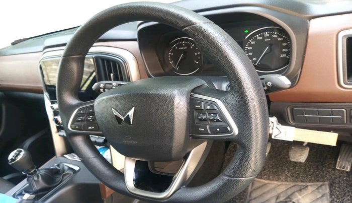 2024 Mahindra SCORPIO-N Z4 DIESEL MT 2WD 7 STR, Diesel, Manual, 48,588 km, interior