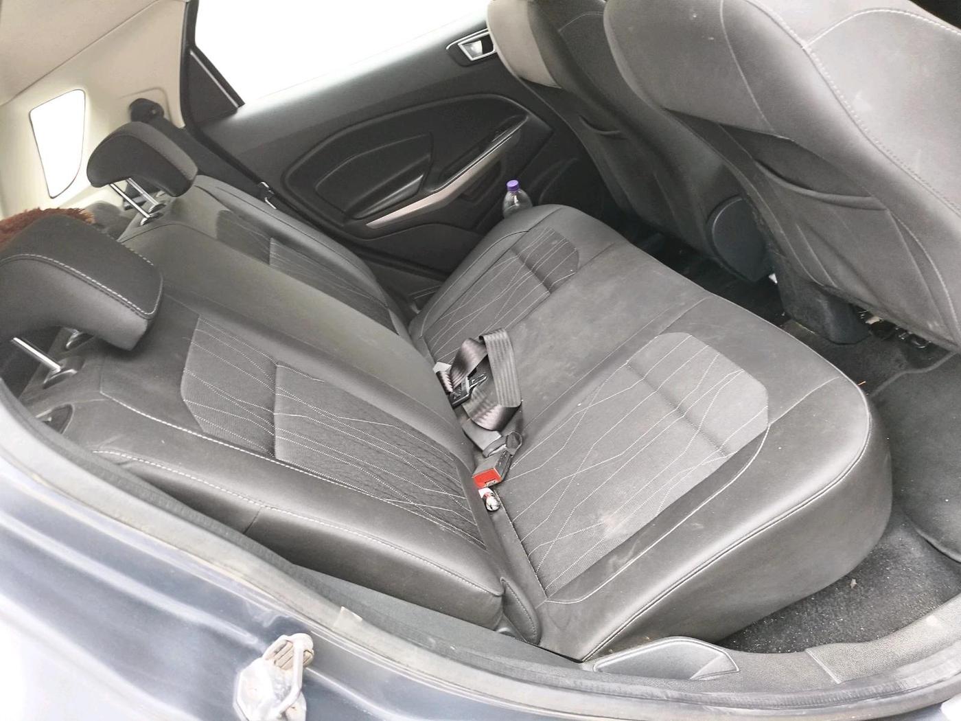 2018 Ford Ecosport TREND+ 1.5L DIESEL, Diesel, Manual, 1,61,270 km, interior
