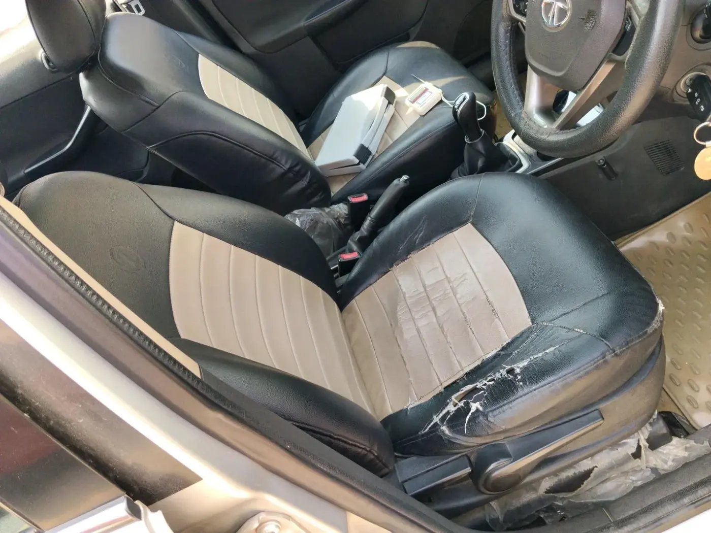 2017 Tata Zest XMS 75PS DIESEL, Diesel, Manual, 1,18,309 km, interior