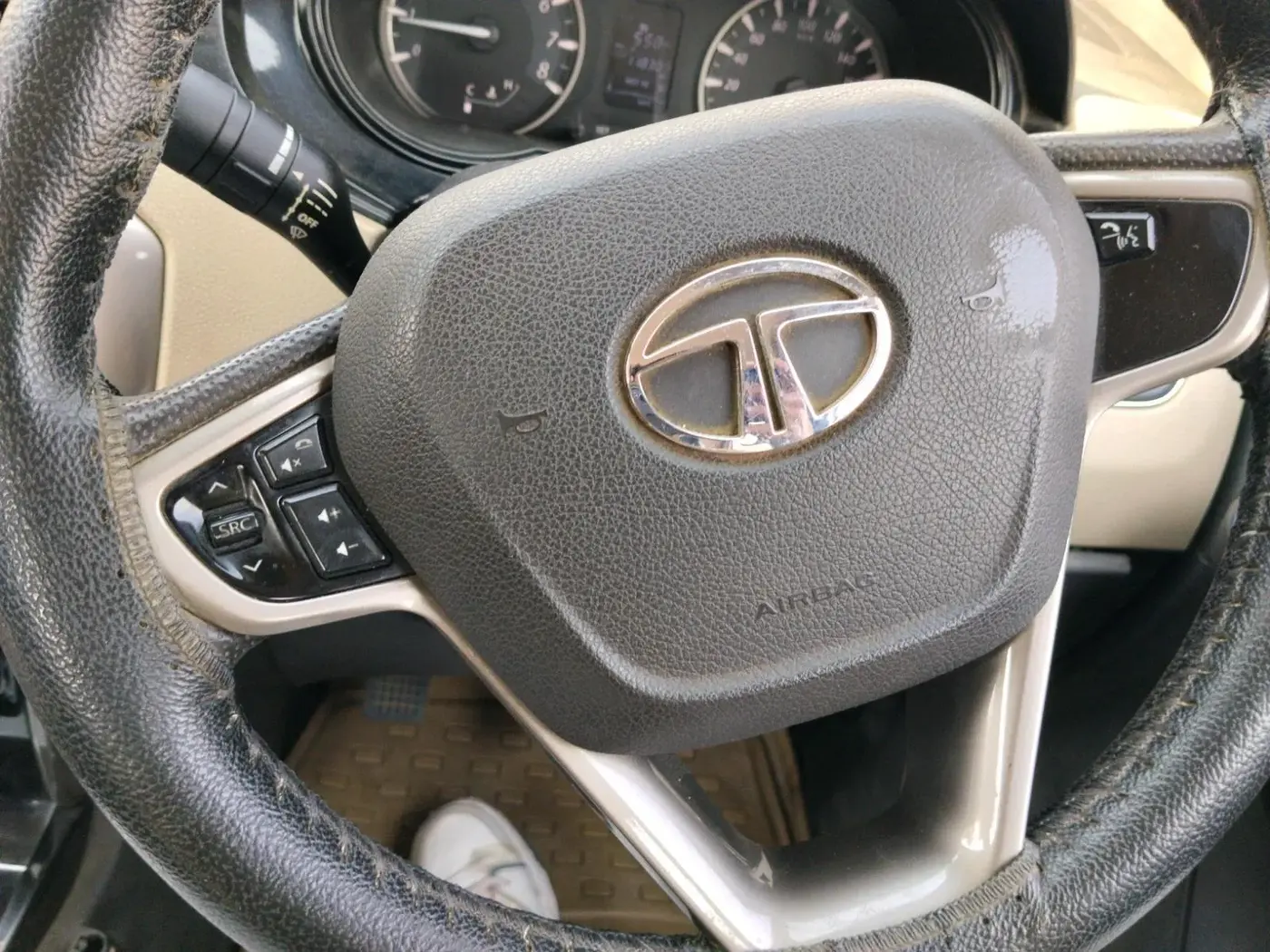 2017 Tata Zest XMS 75PS DIESEL, Diesel, Manual, 1,18,309 km, interior