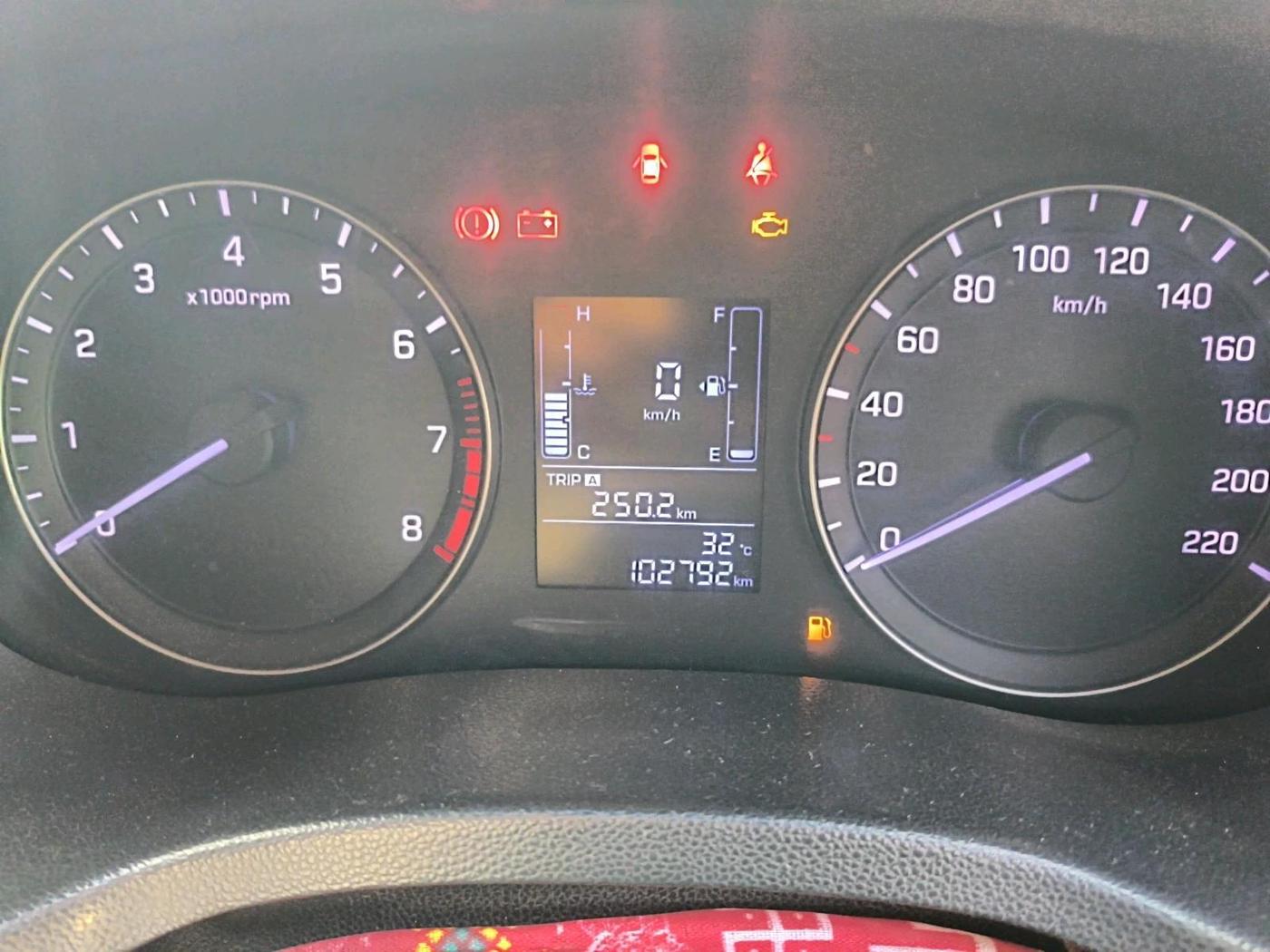 2016 Hyundai Creta S 1.6 PETROL, Petrol, Manual, 1,02,792 km, interior