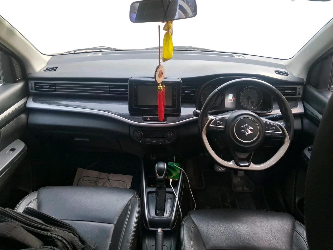2021 Maruti XL6 ALPHA AT, Petrol, Automatic, 1,25,570 km, interior