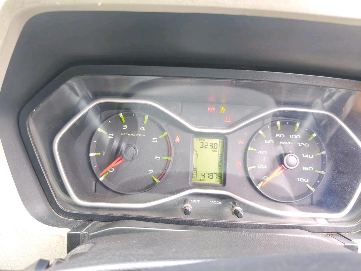 2019 Mahindra Scorpio S7, Diesel, Manual, 47,878 km, interior