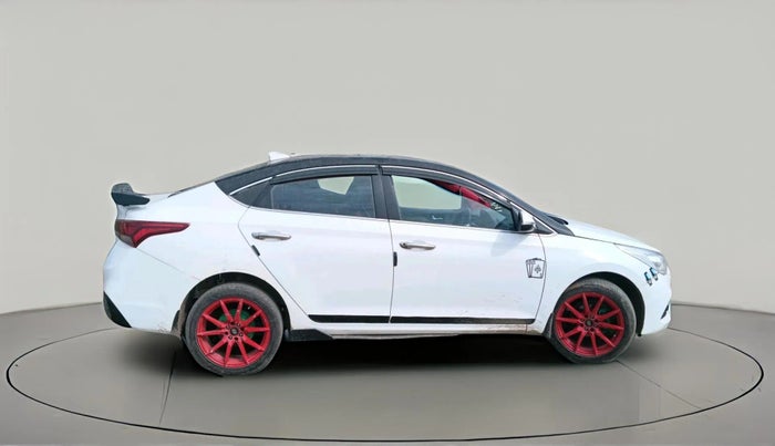 2019 Hyundai Verna 1.4 EX PETROL, CNG, Manual, 82,139 km, exterior