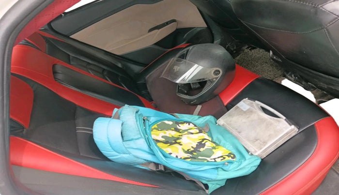 2019 Hyundai Verna 1.4 EX PETROL, CNG, Manual, 82,139 km, interior