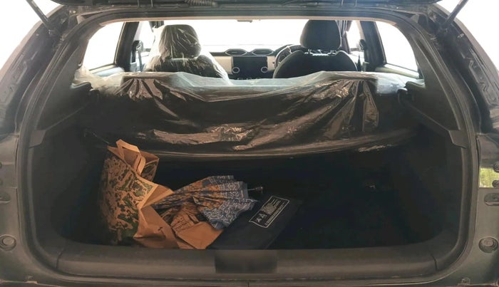 2024 Nissan MAGNITE  XE AMT EZ Shift, Petrol, Automatic, 12,690 km, exterior