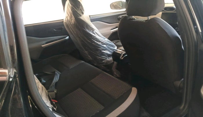 2024 Nissan MAGNITE  XE AMT EZ Shift, Petrol, Automatic, 12,690 km, interior