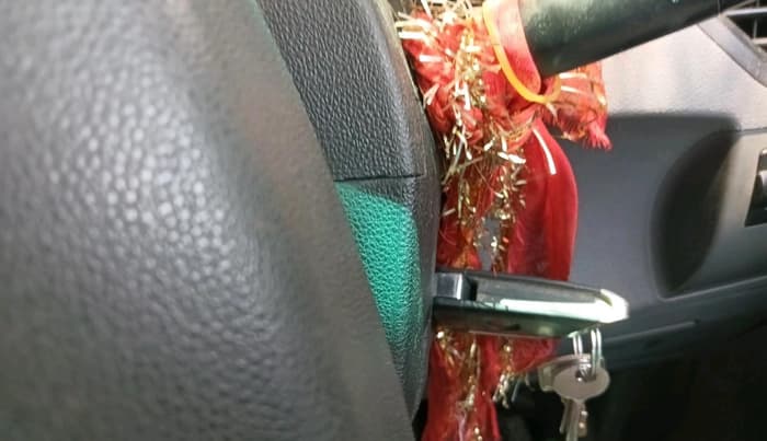 2018 Mahindra KUV 100 NXT K4+ P 6 STR, CNG, Manual, 92,968 km, interior