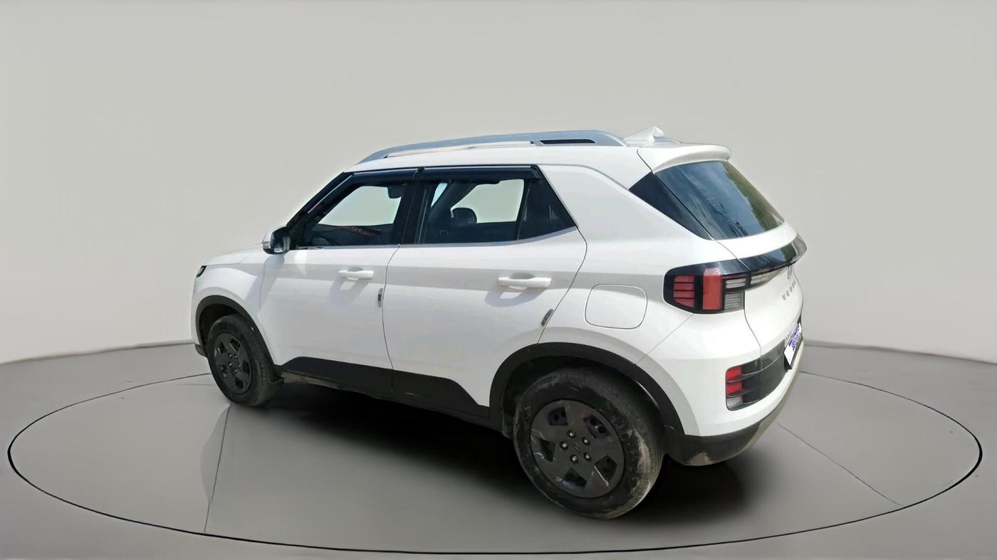 2024 Hyundai VENUE S(O) 1.2, Petrol, Manual, 15,717 km, exterior