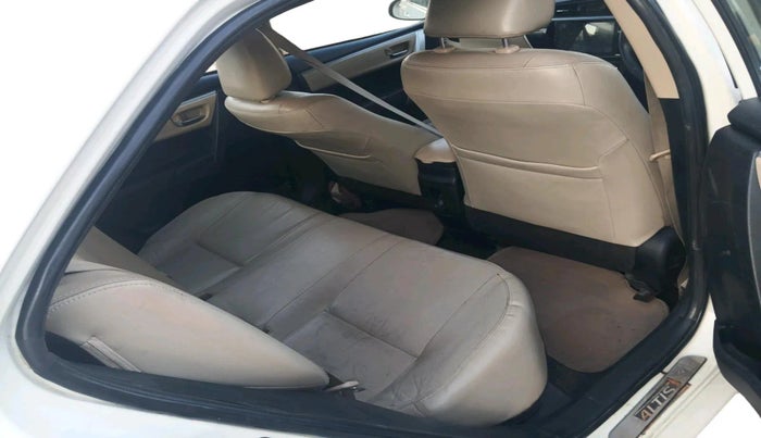2014 Toyota Corolla Altis VL CVT PETROL, Petrol, Automatic, 1,08,666 km, interior