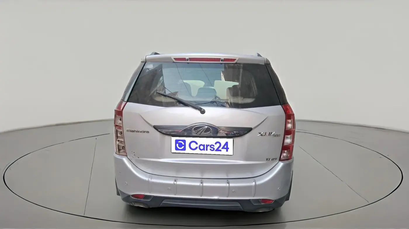 2016 Mahindra XUV500 W10, Diesel, Manual, 1,08,927 km, exterior