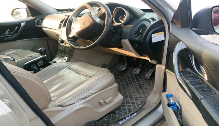 2016 Mahindra XUV500 W10, Diesel, Manual, 1,08,927 km, interior