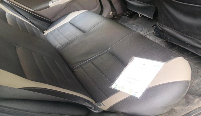 2011 Toyota Etios Liva V, Petrol, Manual, 75,303 km, interior