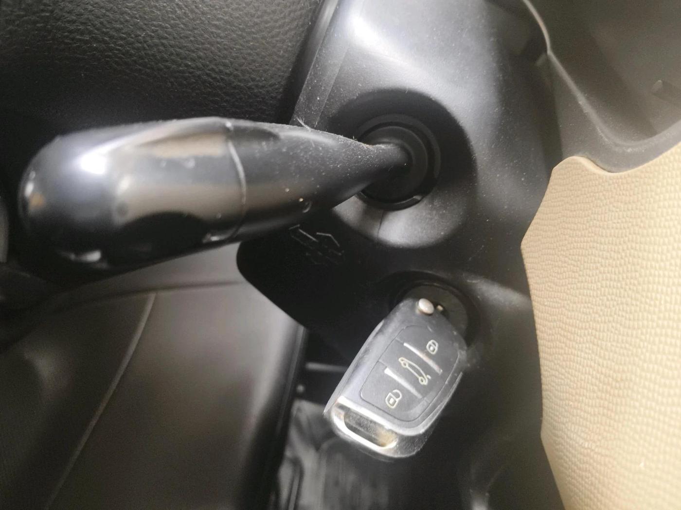 2017 Maruti Wagon R 1.0 LXI CNG, CNG, Manual, 1,26,149 km, interior