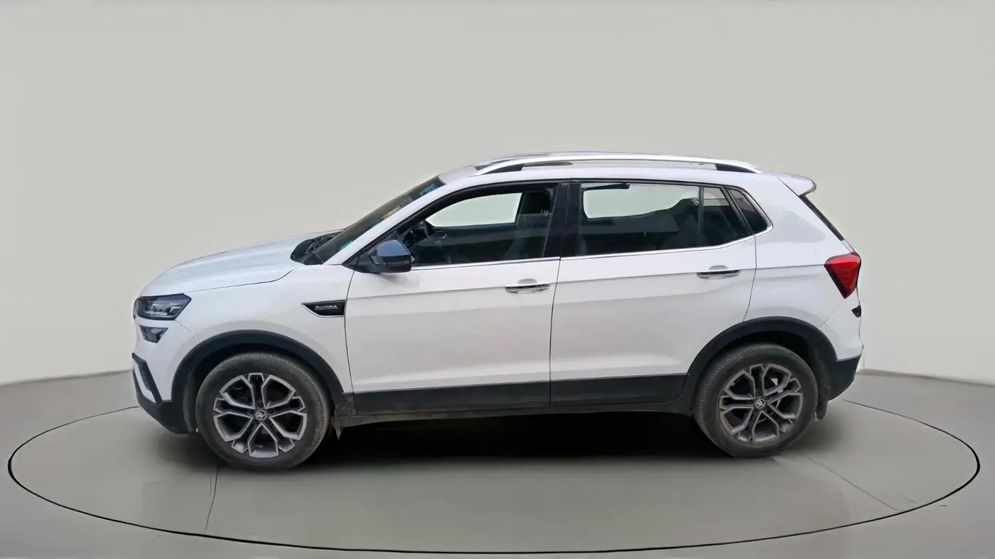 2022 Skoda KUSHAQ STYLE 1.0L TSI MT, Petrol, Manual, 27,355 km, exterior