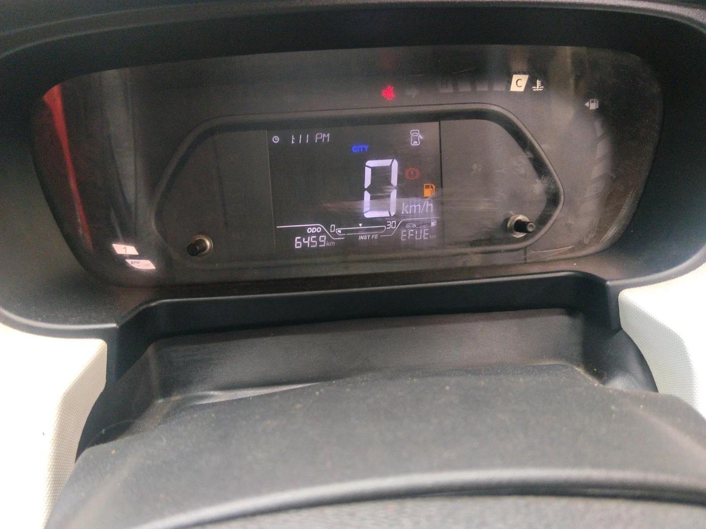 2025 Tata PUNCH PURE MT, Petrol, Manual, 6,459 km, interior
