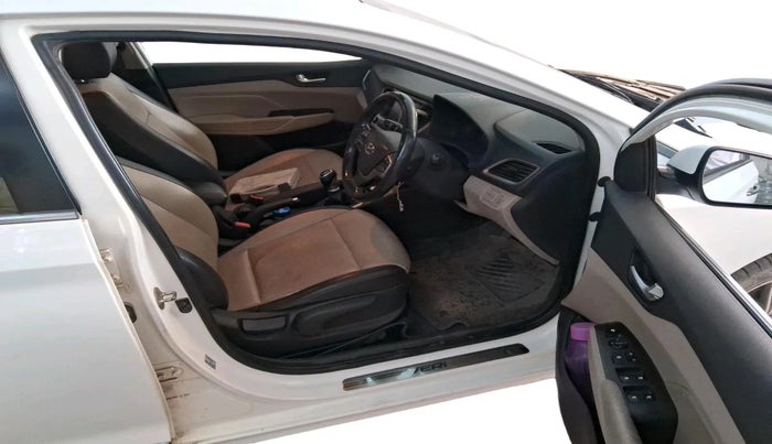 2018 Hyundai Verna 1.6 VTVT SX O, Petrol, Manual, 80,591 km, interior