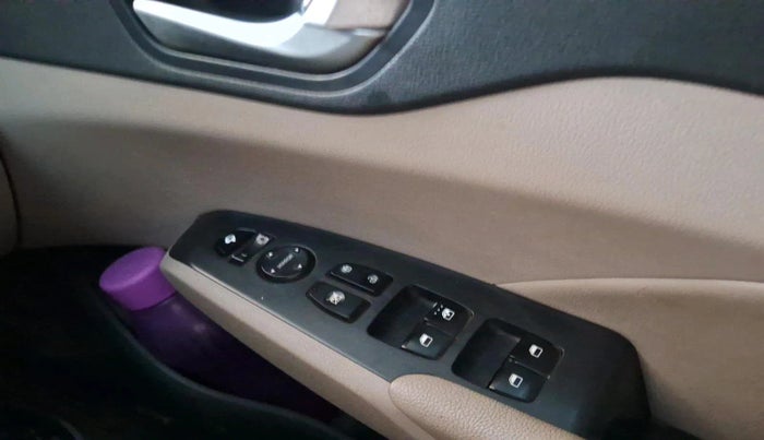 2018 Hyundai Verna 1.6 VTVT SX O, Petrol, Manual, 80,591 km, interior