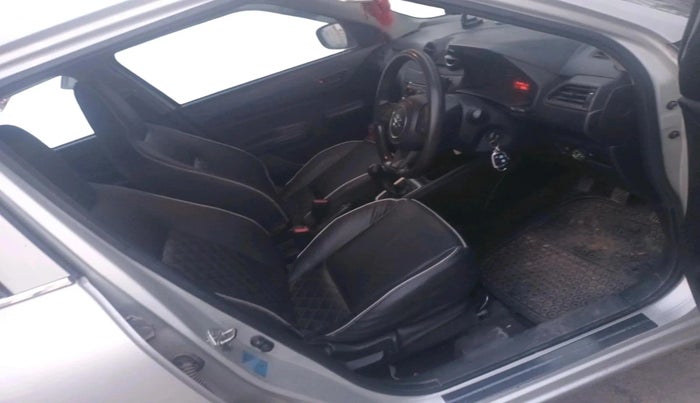 2020 Maruti Swift LXI, CNG, Manual, 35,090 km, interior