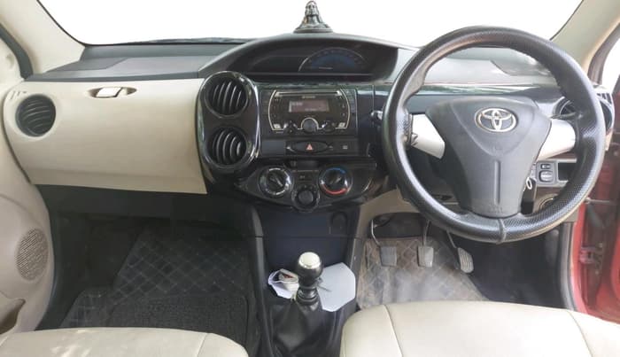 2017 Toyota Etios Liva VD, Diesel, Manual, 99,024 km, interior