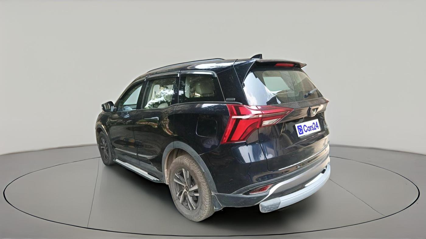 2022 Mahindra XUV700 AX 5 P MT 7 STR, Petrol, Manual, 50,129 km, exterior