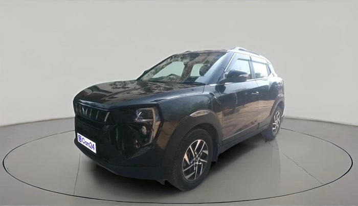 2024 Mahindra XUV 3XO AX5 1.2 L TCMPFi, Petrol, Manual, 13,432 km, exterior