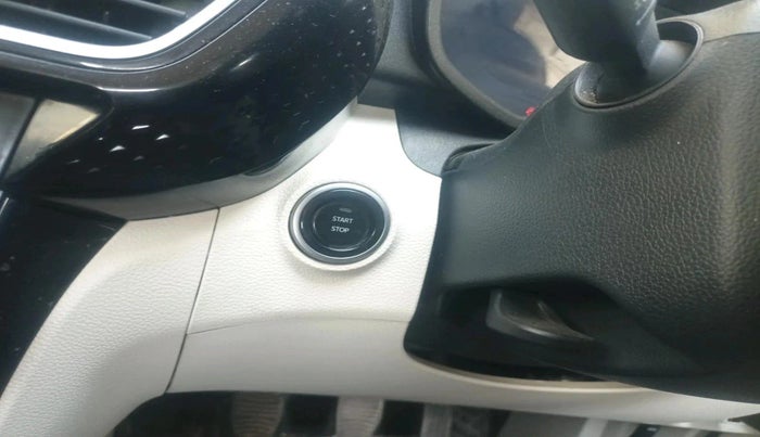 2024 Mahindra XUV 3XO AX5 1.2 L TCMPFi, Petrol, Manual, 13,432 km, interior