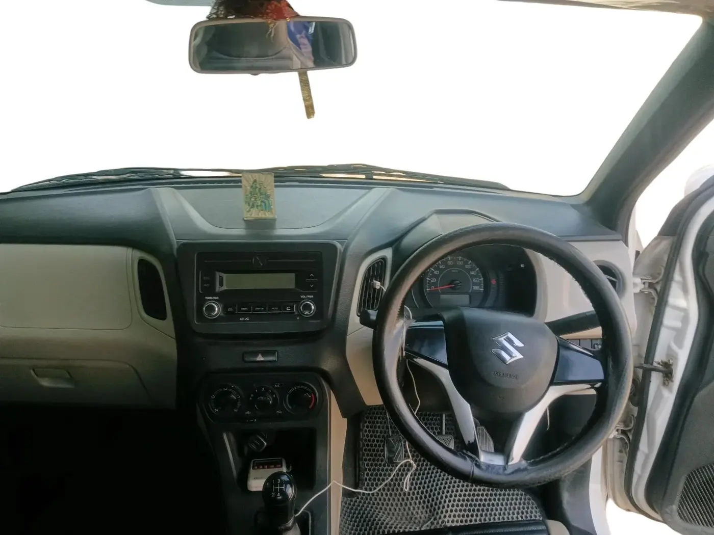 2020 Maruti New Wagon-R VXI 1.0, Petrol, Manual, 1,37,700 km, interior