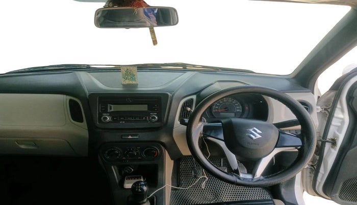 2020 Maruti New Wagon-R VXI 1.0, Petrol, Manual, 1,37,671 km, interior