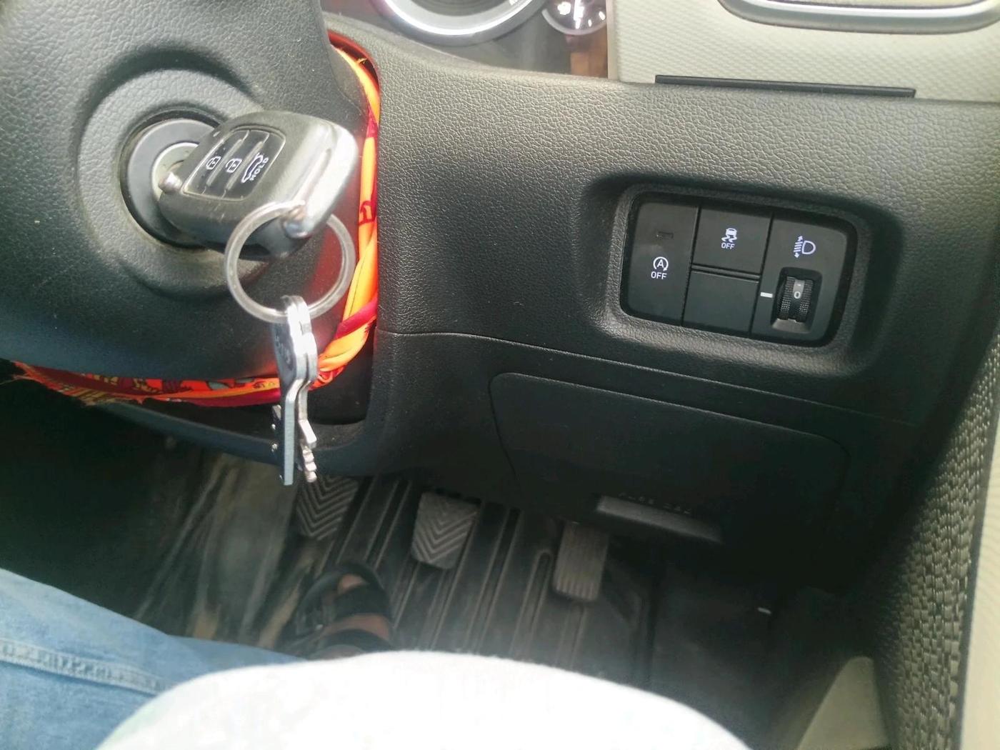 2023 Hyundai Creta E 1.5 PETROL, Petrol, Manual, 55,636 km, interior