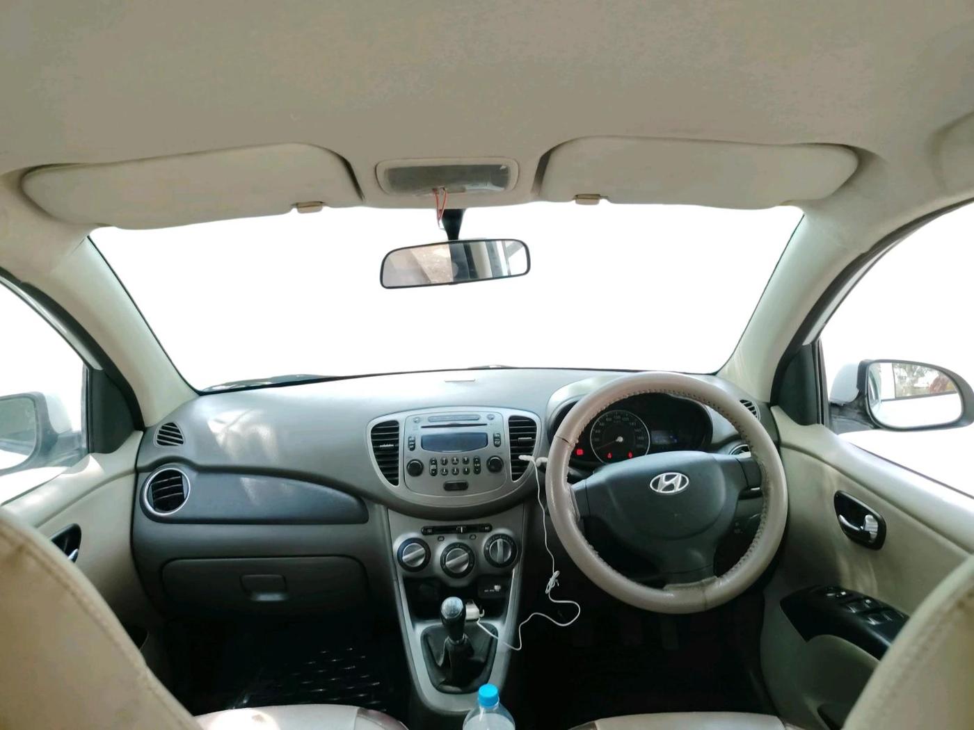 2013 Hyundai i10 SPORTZ 1.2, Petrol, Manual, 41,234 km, interior