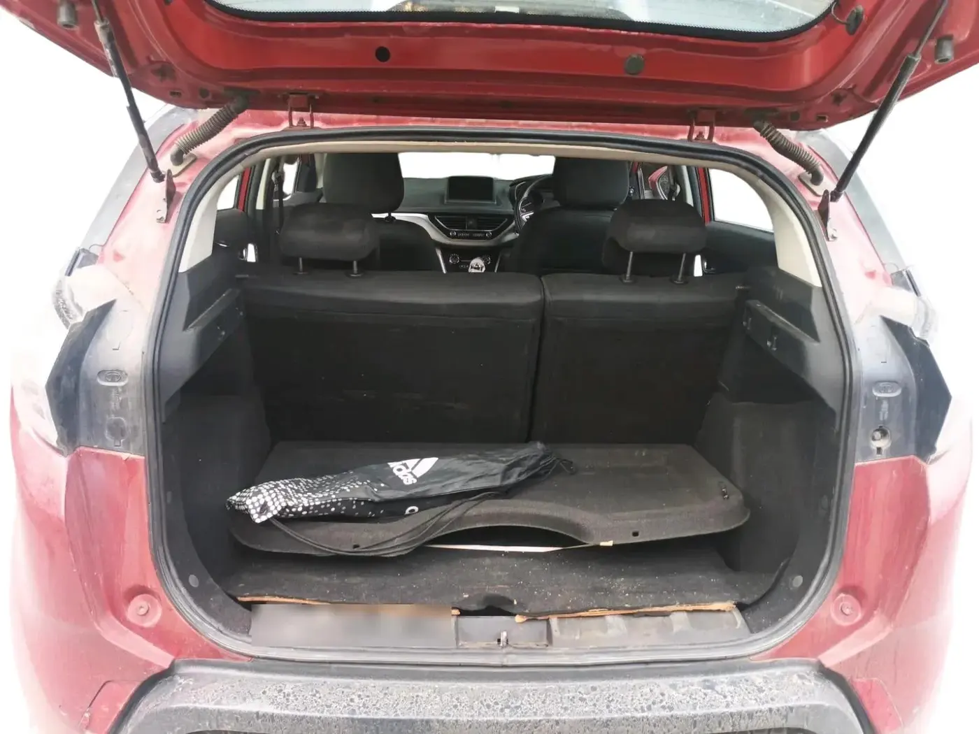 2018 Tata NEXON XZA PLUS DIESEL DUAL TONE, Diesel, Automatic, 1,16,565 km, exterior