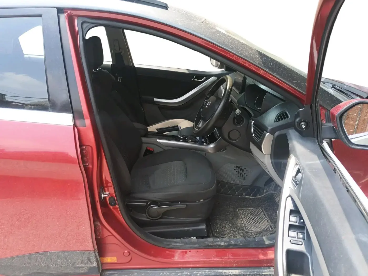 2018 Tata NEXON XZA PLUS DIESEL DUAL TONE, Diesel, Automatic, 1,16,565 km, interior