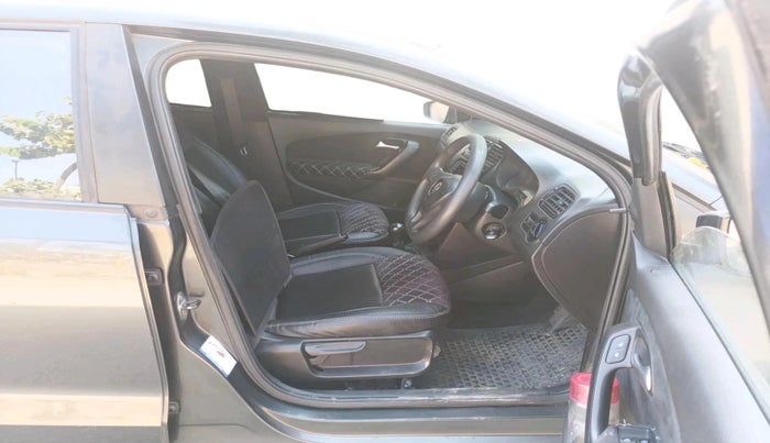 2019 Volkswagen Polo TRENDLINE 1.0L, Petrol, Manual, 54,308 km, interior