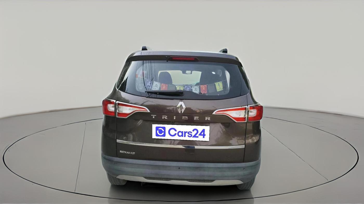 2022 Renault TRIBER RXZ AMT, Petrol, Automatic, 33,974 km, exterior