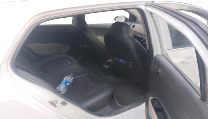 2016 Hyundai Grand i10 MAGNA 1.2 KAPPA VTVT, Petrol, Manual, 1,12,214 km, interior