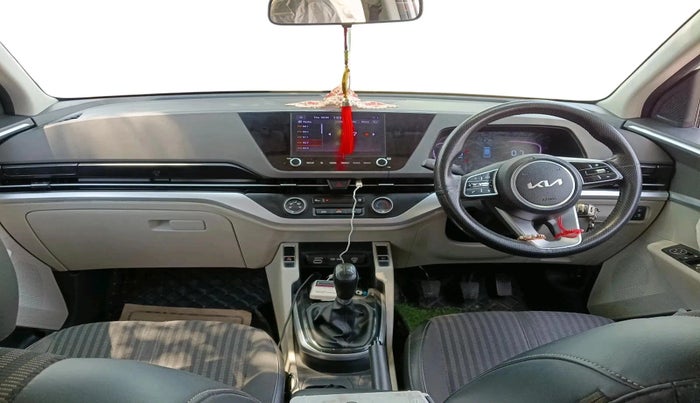 2022 KIA CARENS PRESTIGE 1.4 PETROL 7 STR, Petrol, Manual, 61,077 km, interior
