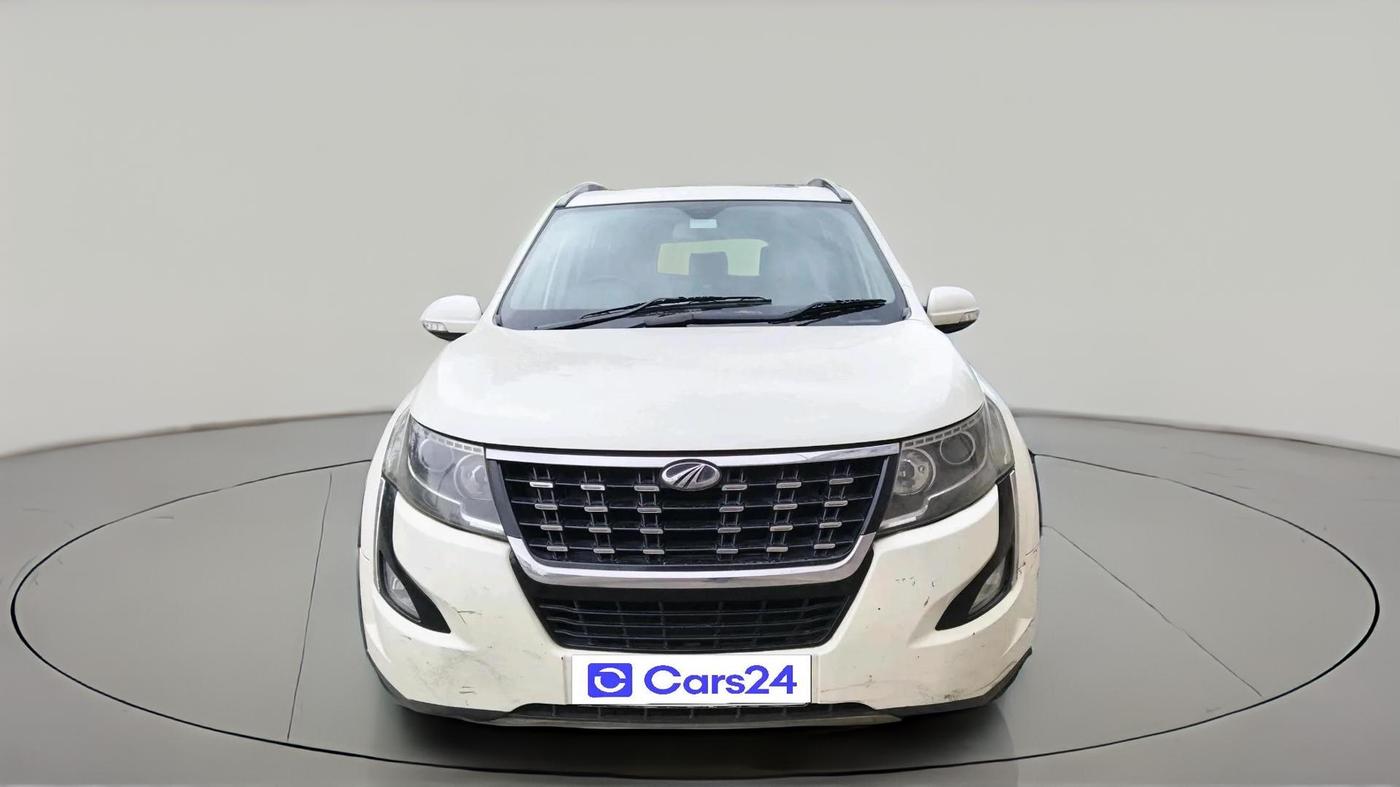 2018 Mahindra XUV500 W11 AT, Diesel, Automatic, 1,13,405 km, exterior