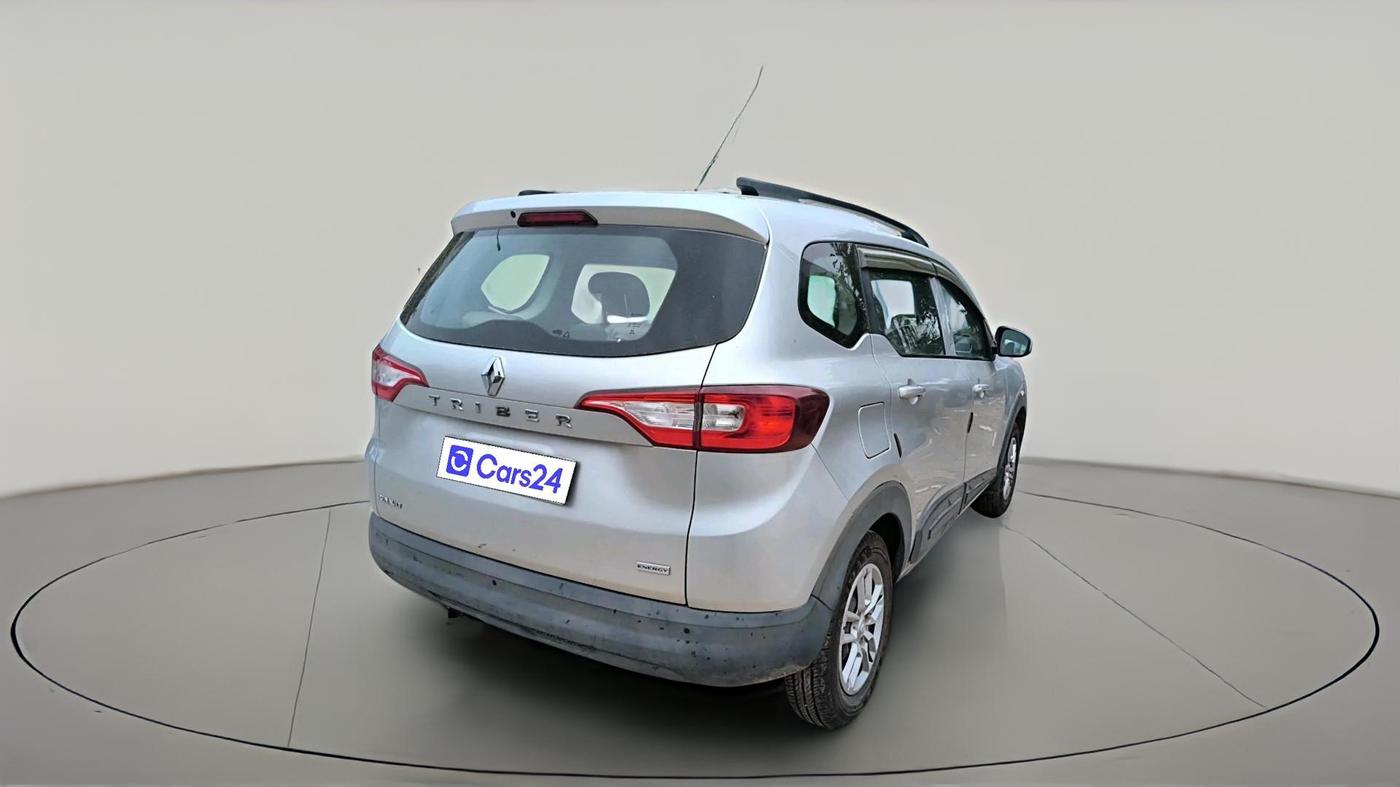2020 Renault TRIBER RXL MT, Petrol, Manual, 41,736 km, exterior