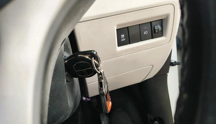 2024 Maruti IGNIS DELTA 1.2, Petrol, Manual, 19,336 km, interior
