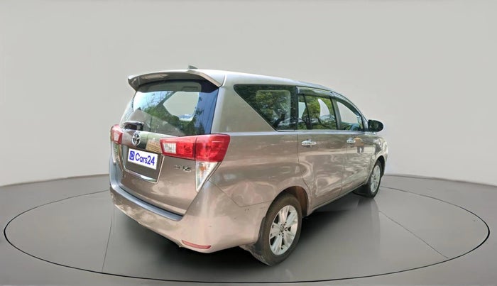 2016 Toyota Innova Crysta 2.8 ZX AT 7 STR, Diesel, Automatic, 1,70,524 km, exterior