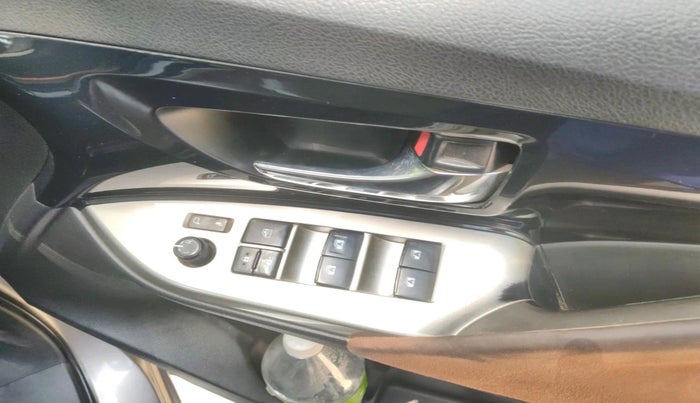 2016 Toyota Innova Crysta 2.8 ZX AT 7 STR, Diesel, Automatic, 1,70,524 km, interior