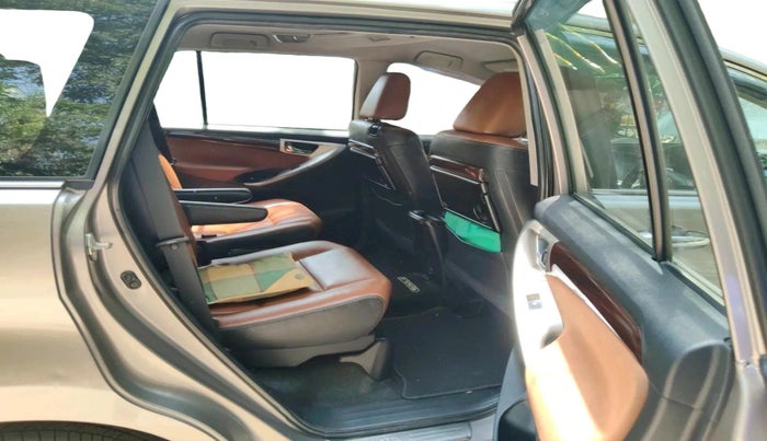 2016 Toyota Innova Crysta 2.8 ZX AT 7 STR, Diesel, Automatic, 1,70,524 km, interior