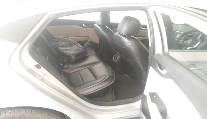 2017 Hyundai Verna 1.6 EX CRDI, Diesel, Manual, 1,13,202 km, interior