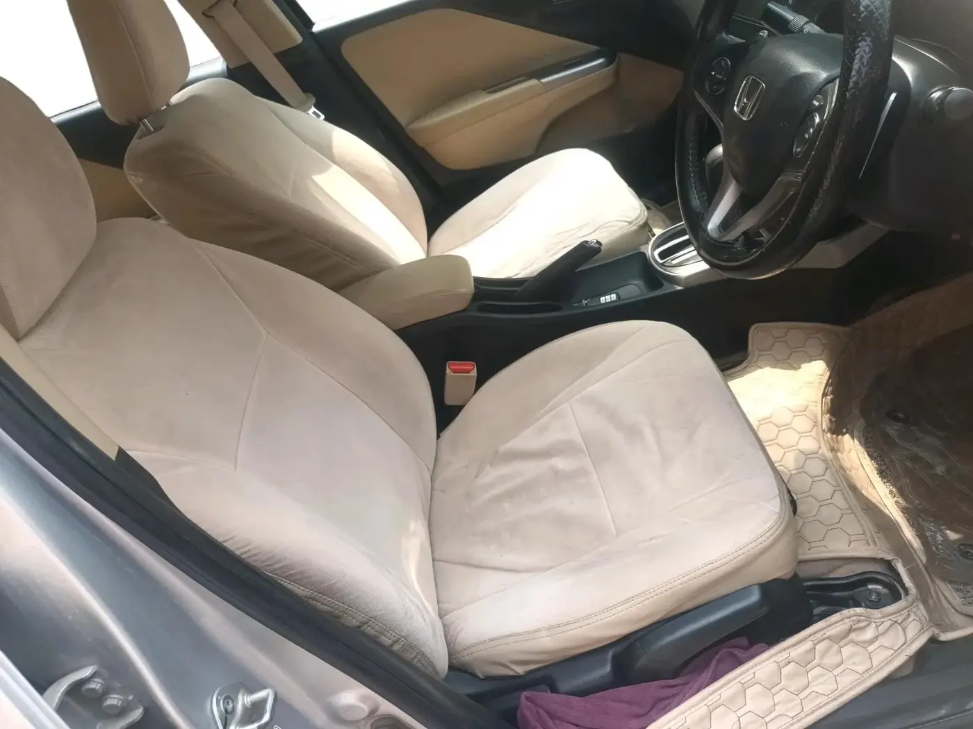 2018 Honda City 1.5L I-VTEC ZX CVT, Petrol, Automatic, 1,35,034 km, interior