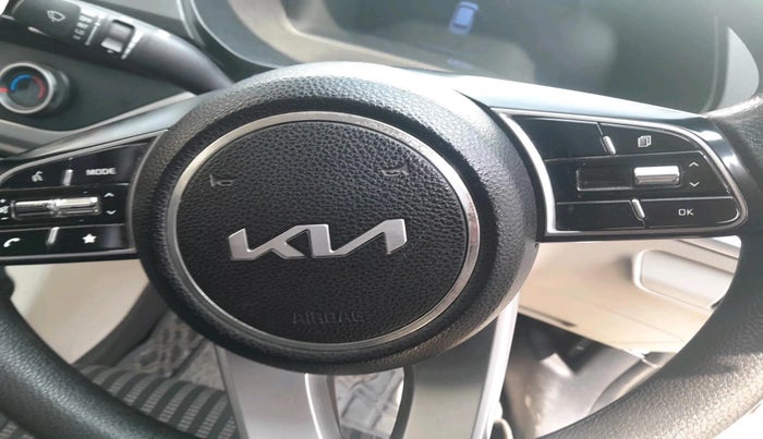 2023 KIA CARENS PRESTIGE 1.5 DIESEL IMT 7 STR, Diesel, Manual, 63,535 km, interior