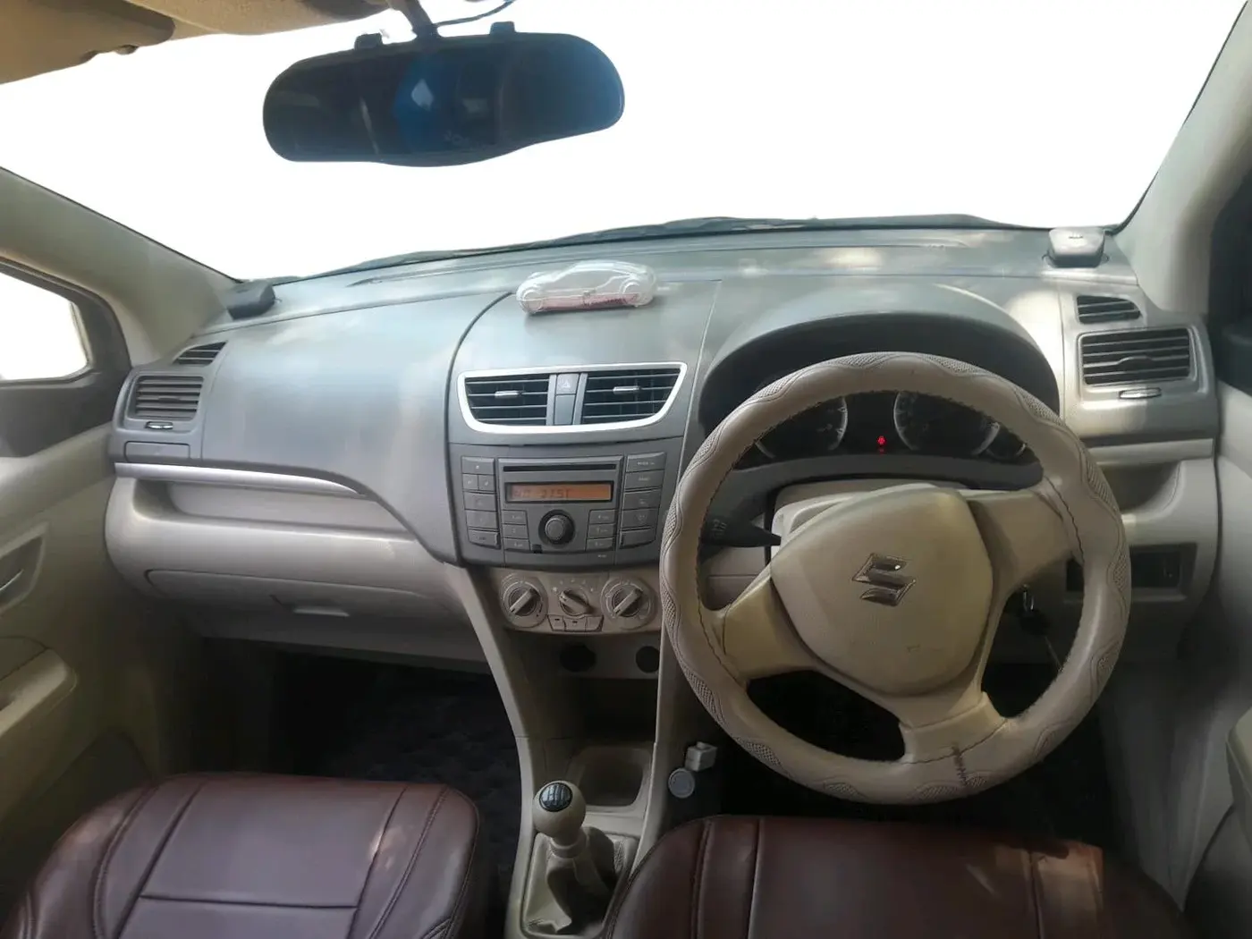 2013 Maruti Ertiga VXI, CNG, Manual, 90,373 km, interior
