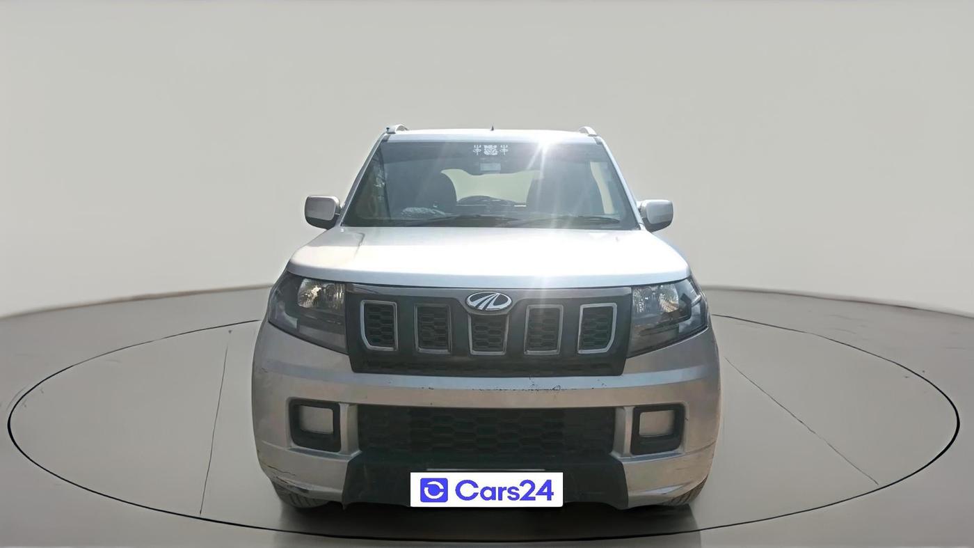 2019 Mahindra TUV300 T6 PLUS, Diesel, Manual, 62,768 km, exterior