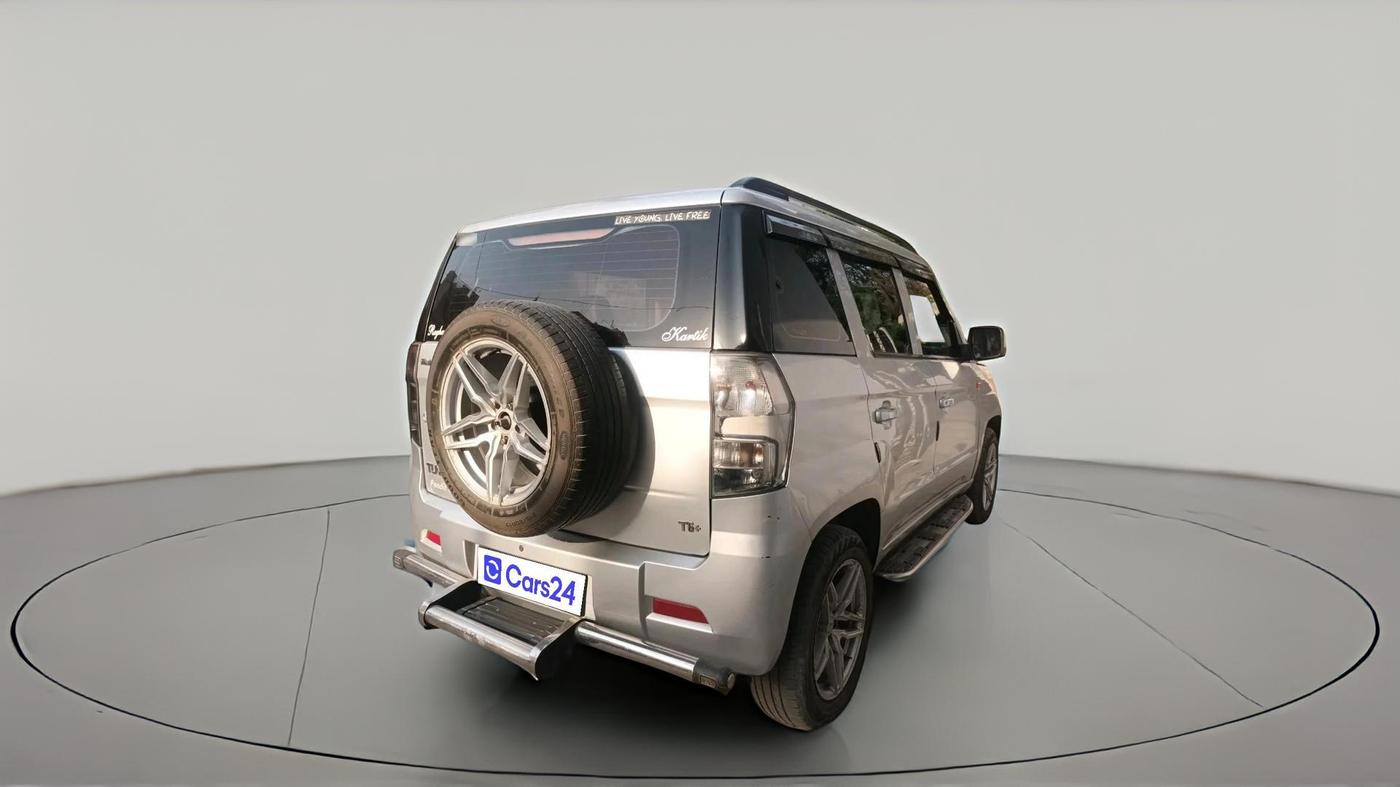 2019 Mahindra TUV300 T6 PLUS, Diesel, Manual, 62,768 km, exterior